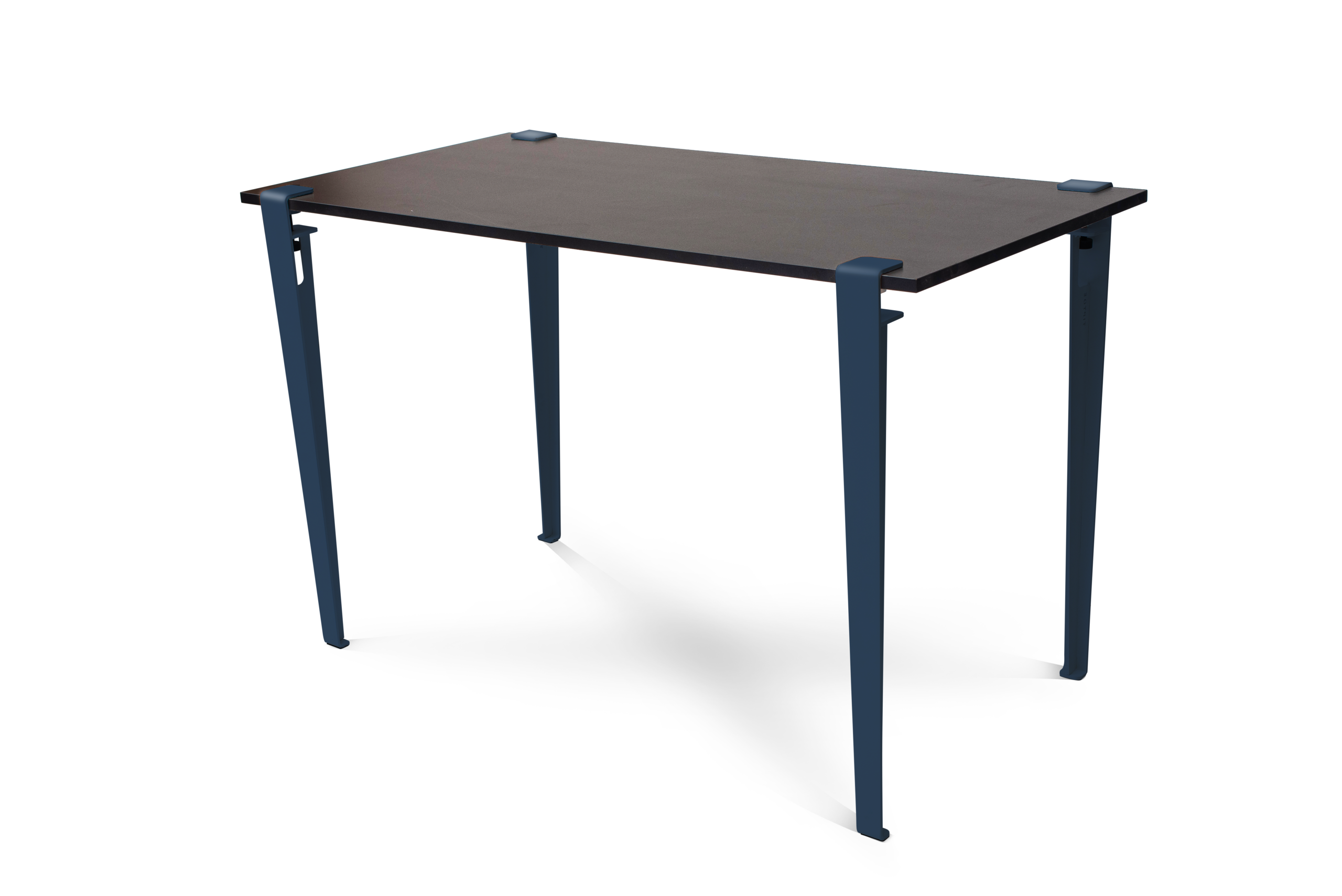 Tiptoe Desk