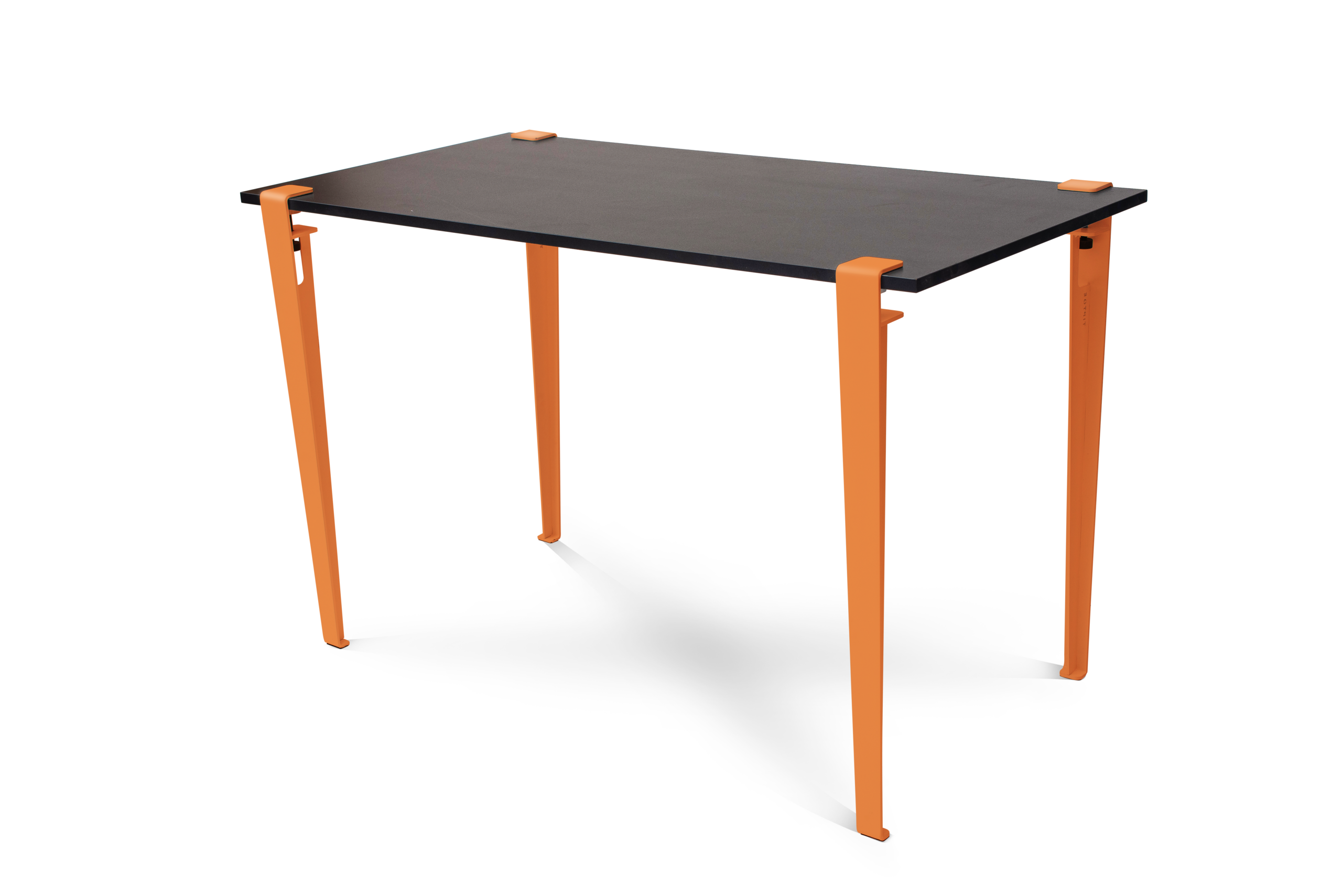 Tiptoe Desk