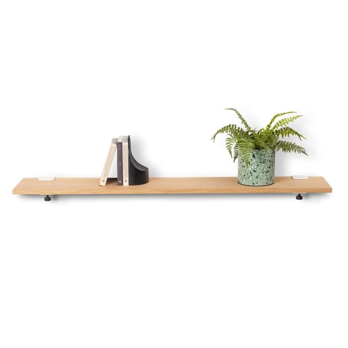 Tiptoe Shelf