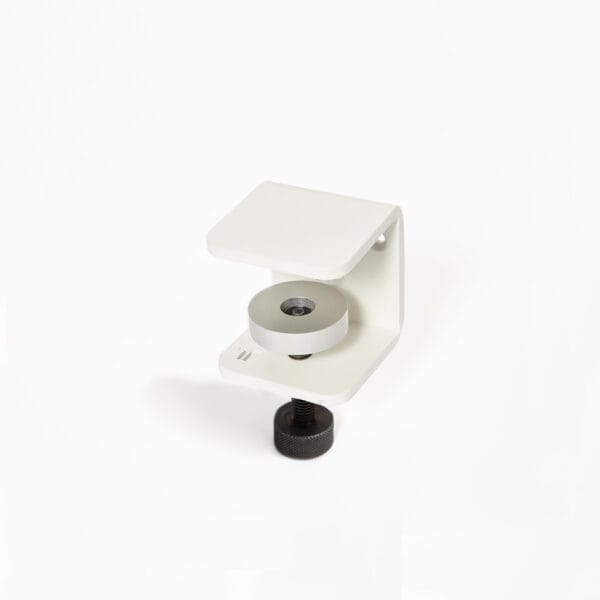 Tiptoe Shelf