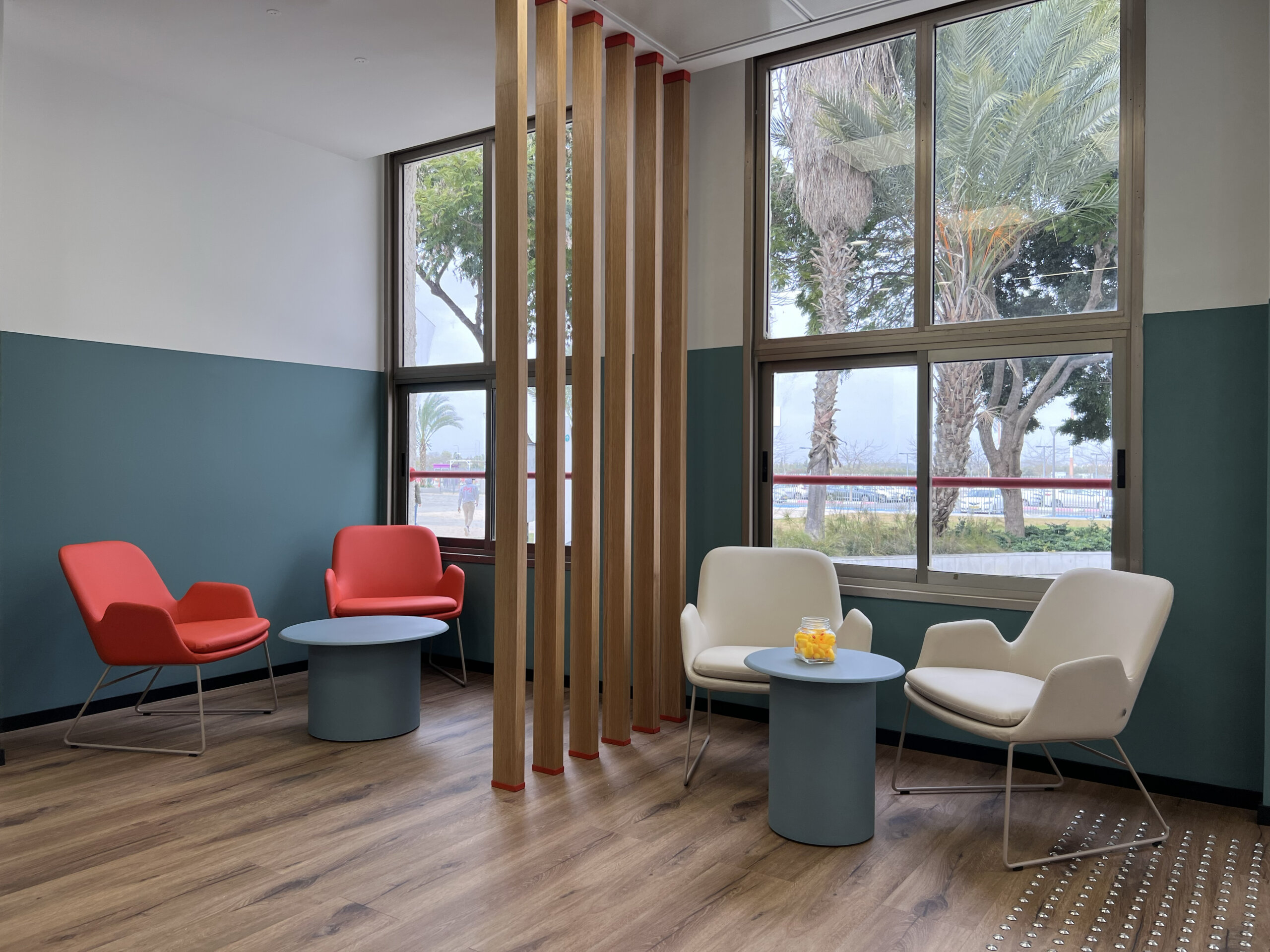 daisy lounge+drage table (4)